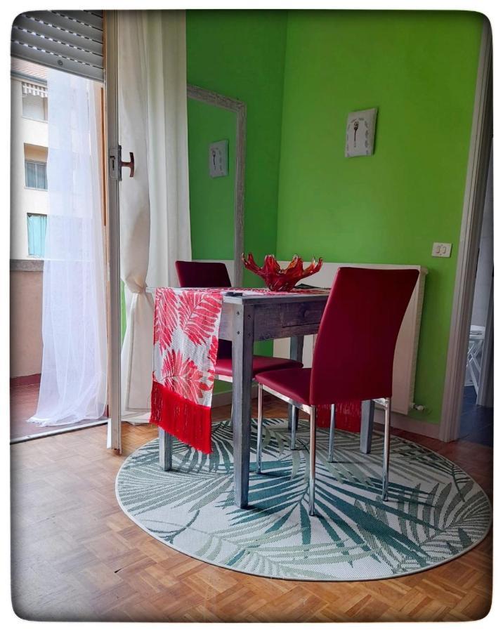 Vm Lovati Lägenhet Pavia Exteriör bild